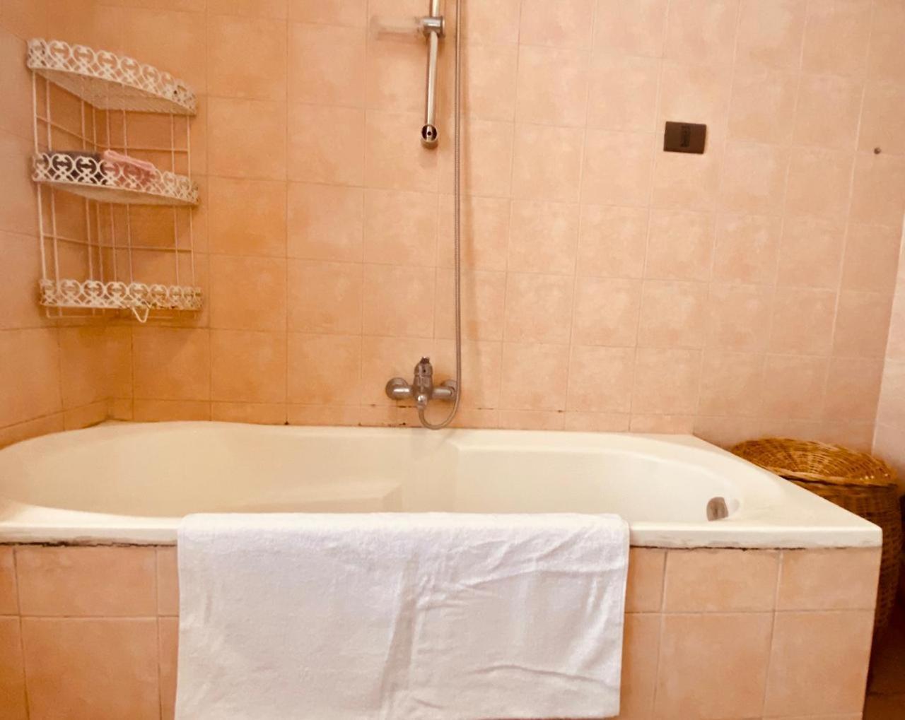 Apartment Tirana Bagian luar foto