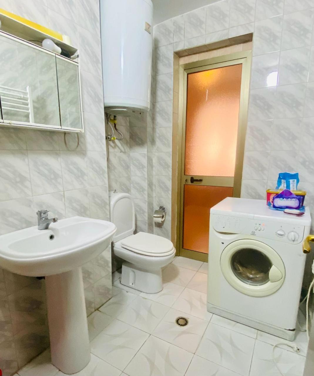 Apartment Tirana Bagian luar foto